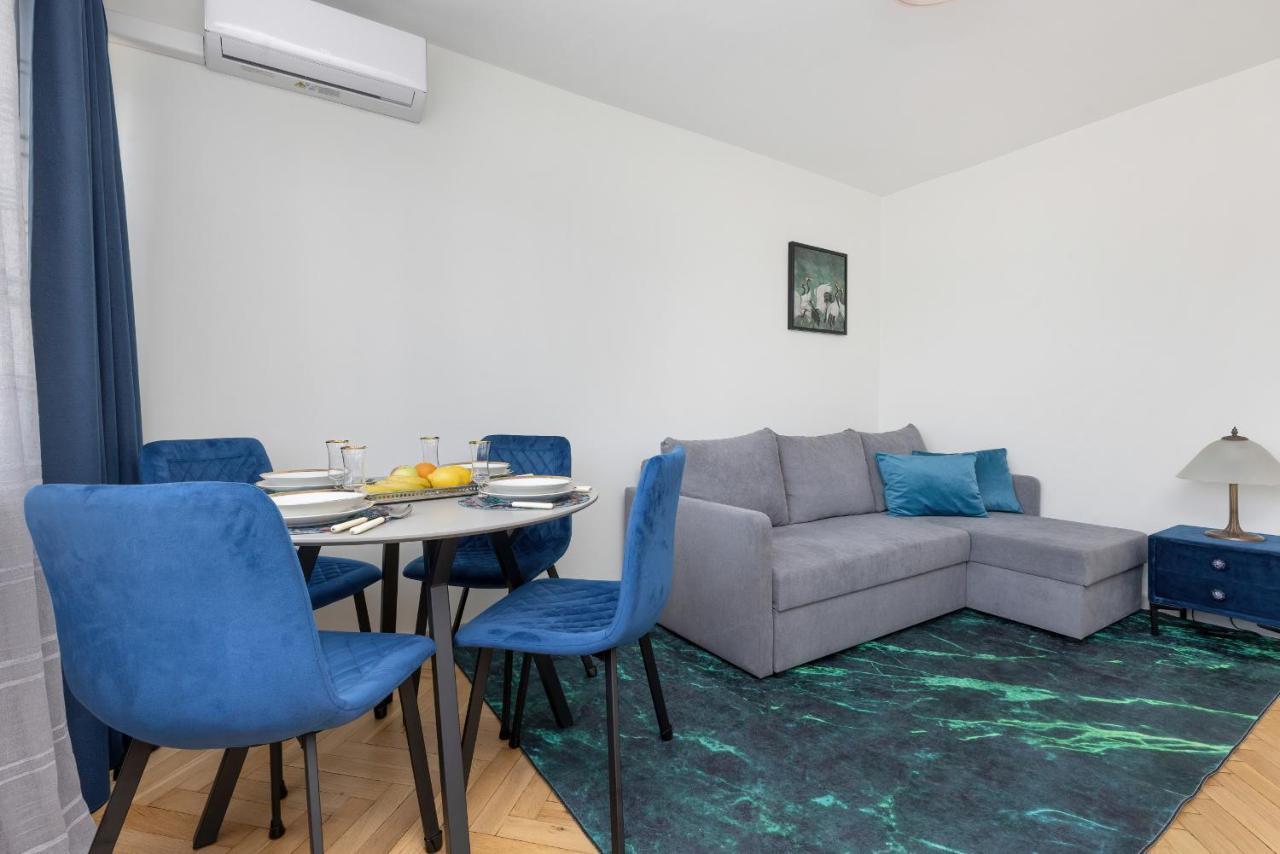 Cozy And Comfortable Wola Apartment By Noclegi Renters Warsaw Exterior photo