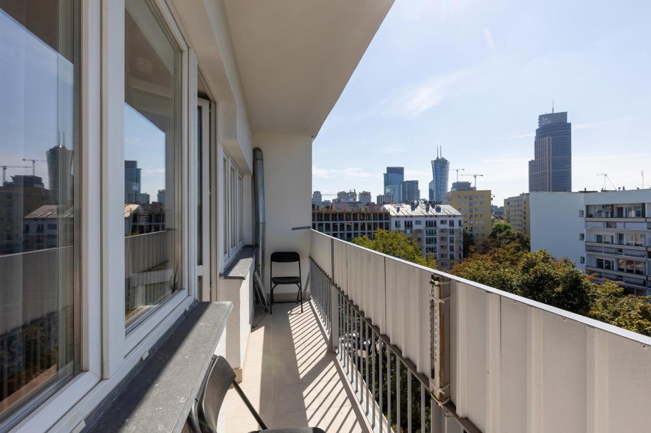 Cozy And Comfortable Wola Apartment By Noclegi Renters Warsaw Exterior photo